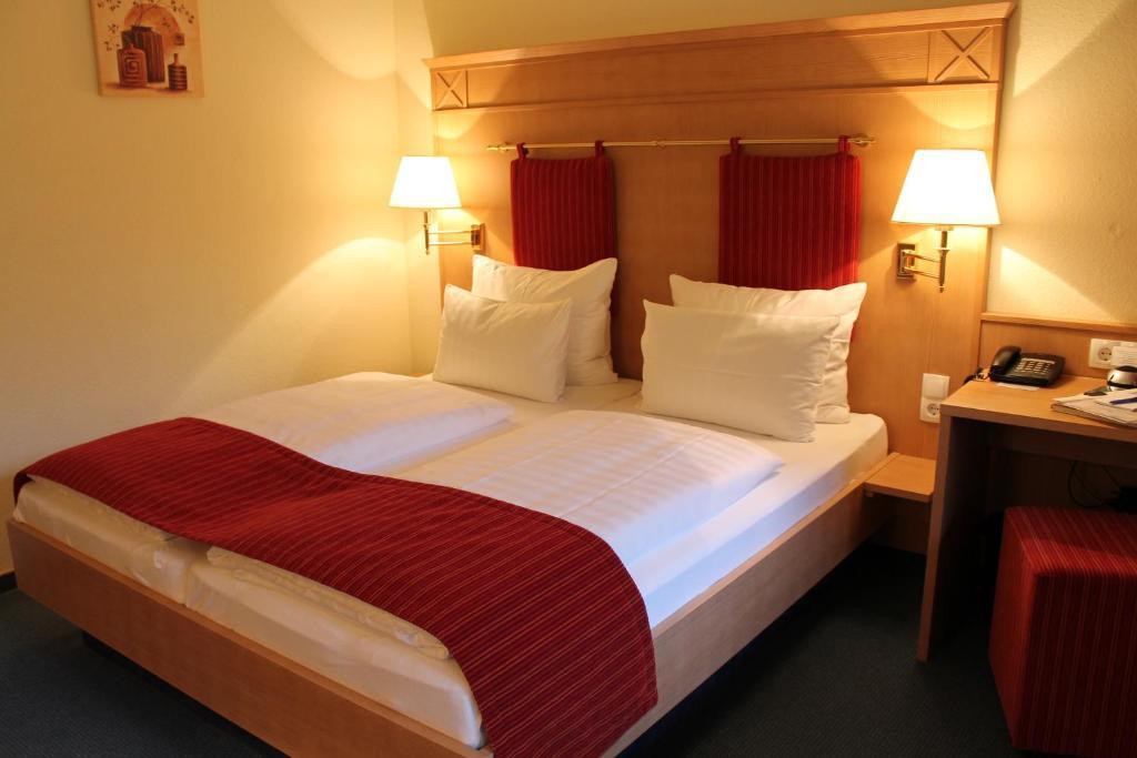 Moselromantik Hotel Weissmühle Cochem Zimmer foto